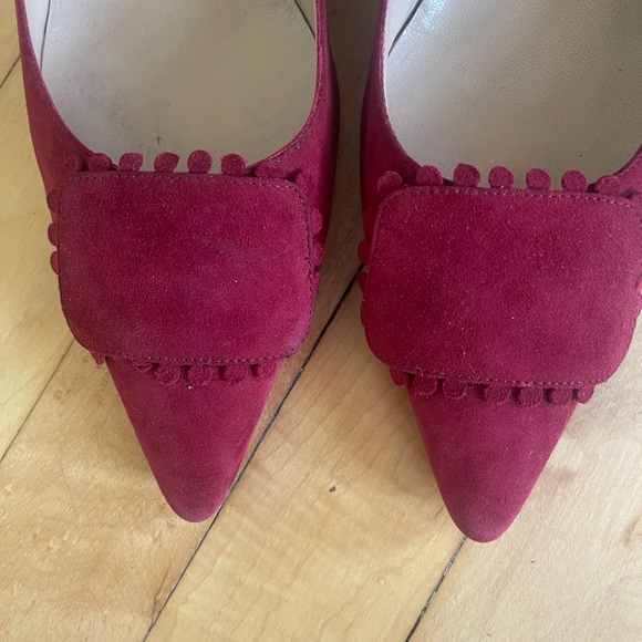 Manolo Blahnik Red Suede Pump - Picture 3 of 4